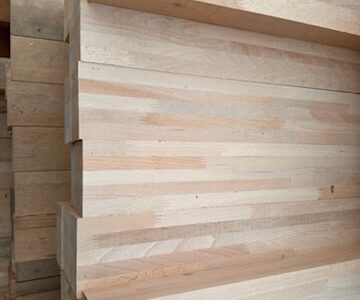 Grand stock de carrelets bois