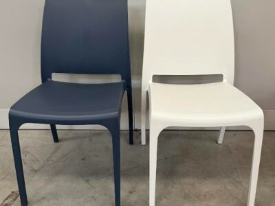 Chaise légères et résistantes