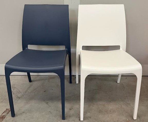 Chaise légères et résistantes